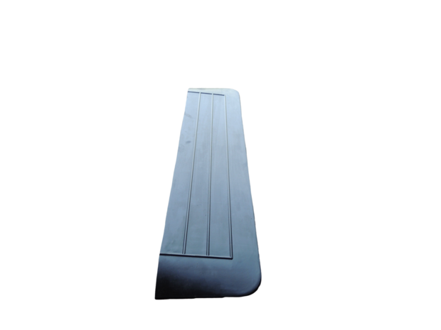 Rubberen drempelhulp 25mm x 200mm x 900mm met schuine zijvlakken (2,5 cm)